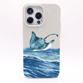 iPhone 13 Hülle - weiß Manta - "Manta Wave" - nachhaltig