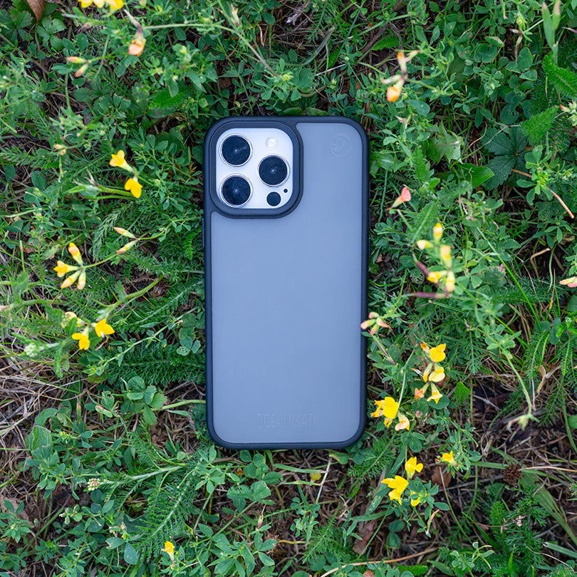 iPhone 15 pro Hülle - durchsichtig grau - nachhaltig