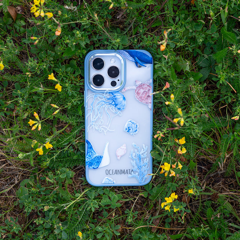 iPhone 13 mini Hülle - Schildkröte bunt - "Turtle & Friends" - nachhaltig