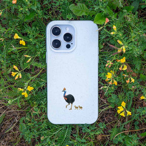 iPhone 17 pro max Hülle - Cassowary weiß - "CassowaryStroll" - nachhaltig