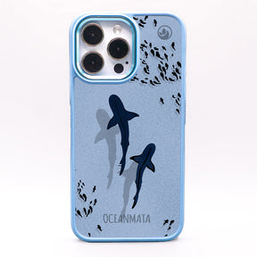 iPhone 14 Hülle - Hai blau - "Into the blue" nachhaltig