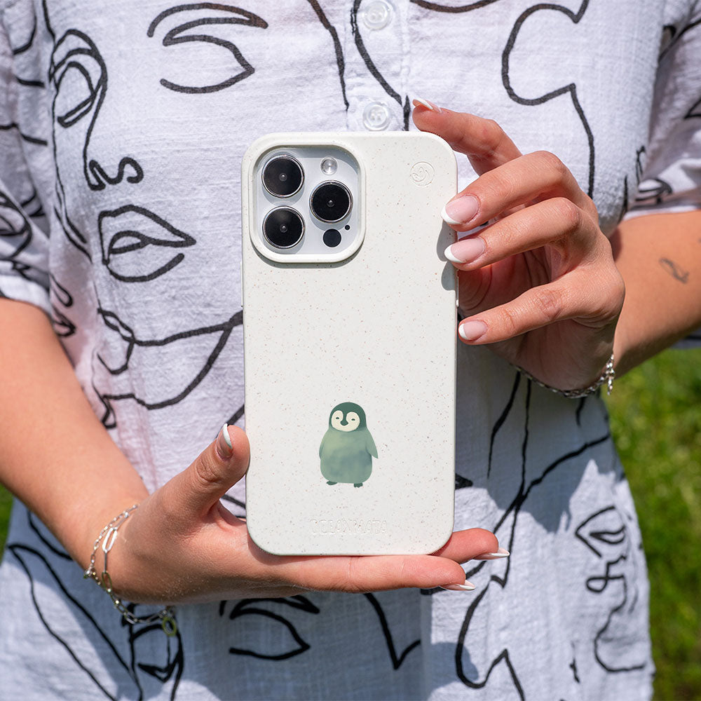 iPhone 15 Hülle - Pinguin weiß - "HappyPinguin" - nachhaltig