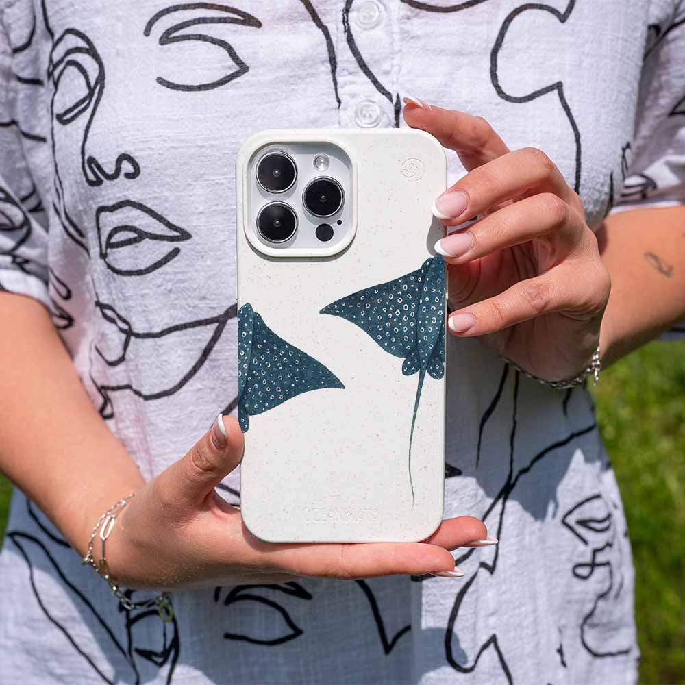iPhone 11 Hülle - Ray weiß - "RayDance" - nachhaltig